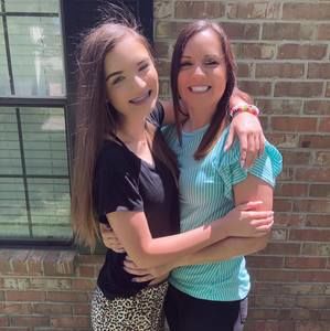 Meet your Posher, Macy